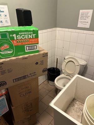 Boxes and boxes in the bathroom