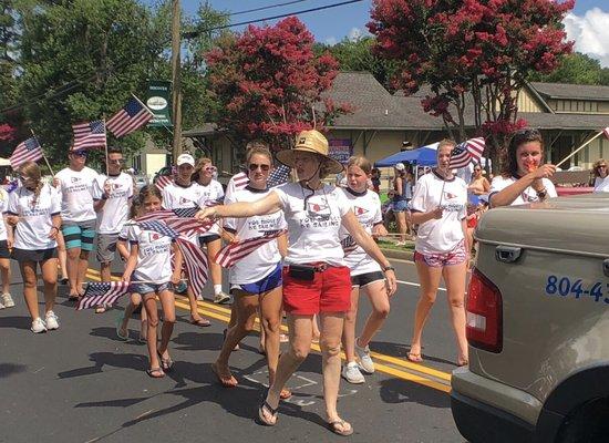 Arabella leading Premier Sailing Instructors and Students in the Irvington 4th of July Parade