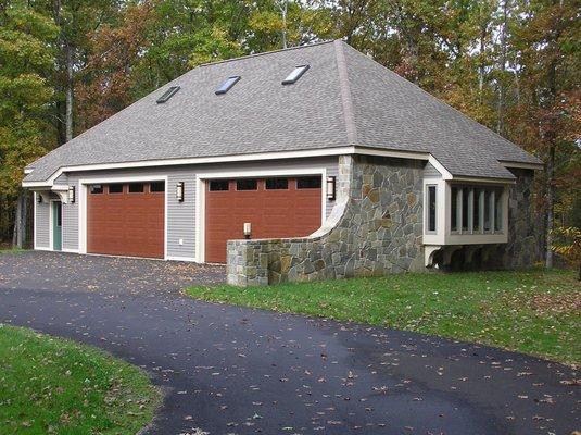 Detached garage Hudson, NH