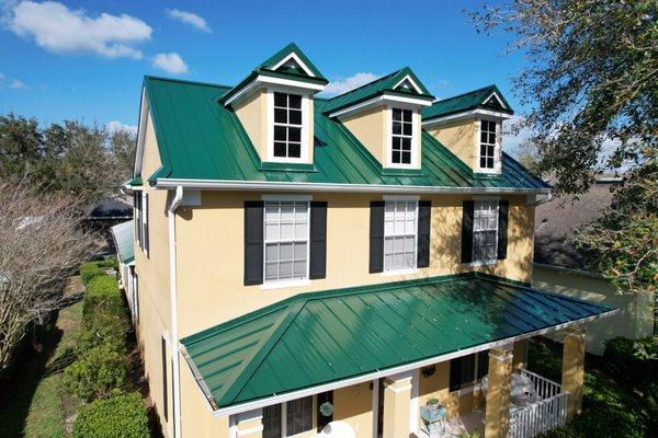 Looking for a metal roofer? Look no further. Check out this forrest greet standing seam lifetime roof.