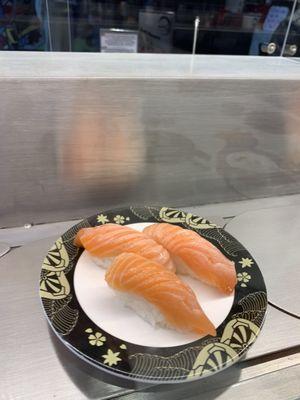 Salmon sushi