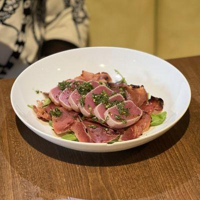 Seared tuna saltimbocca with bacon