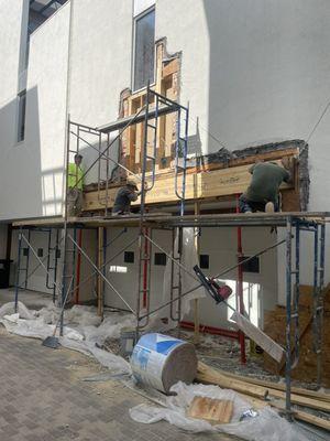 Stucco repairs: beam replacement