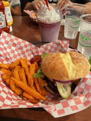 Hamburger with sweet potato fries and Huckleberry Shake!