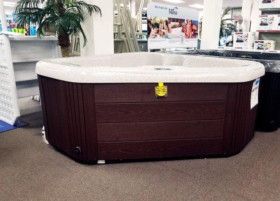 Mira hot tub