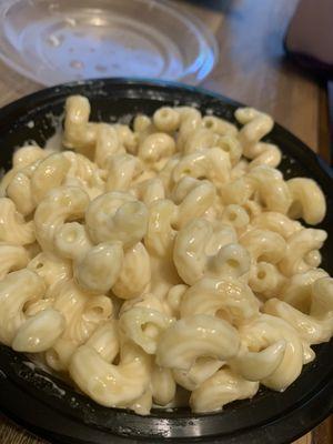 Lackluster mac n cheese