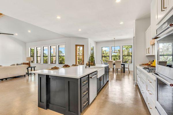 A kitchen that transform your home into the perfect place to gather with families and friends.