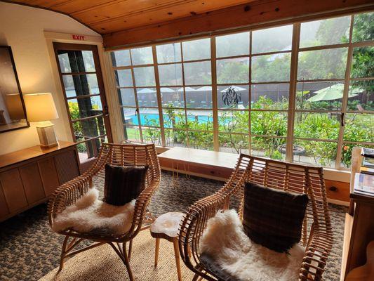 Common area overlooking the pool