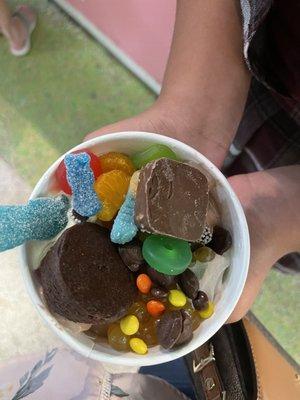 cookie batter,chocolate,and cookies and creme  sour gummy worms,lite savers,sour patch kids,Reese's pieces,mango boba,oranges,and brownie