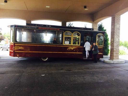 Free trolley shuttle leave your car in hotel free  parking lot