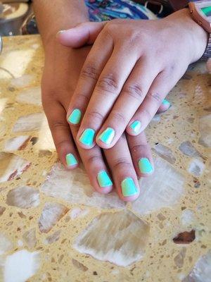 $15 for a shellac manicure