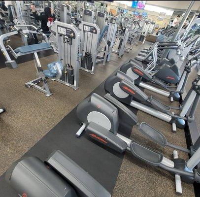 Ellipticals, stair stepper, arm machines