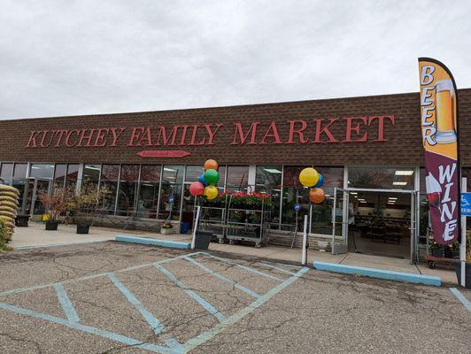 Market Entrance.