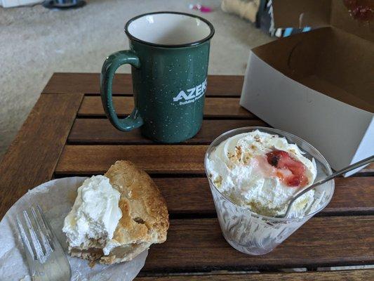 Single slice apple pie $ strawberry chiffon cake cup!