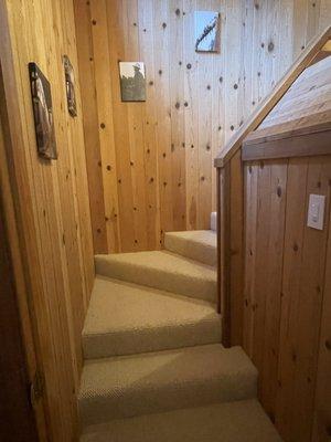 Tricky stairs to carpet correctly