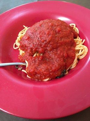 Spaghetti with meat sauce and mushrooms