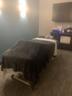 Massage room.