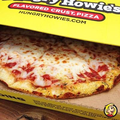 Hot Cheese Pizza with Free Flavored Crust