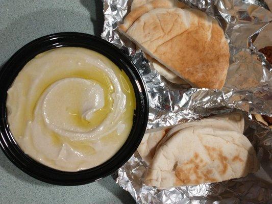 Hummus and pita bread