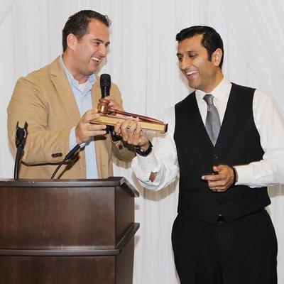 Dr. Sawhney receiving the gavel as the new President of The Yorba Linda Chamber of Commerce!