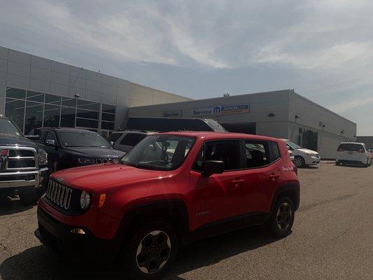 Suburban Chrysler Dodge Jeep Ram of Farmington Hills