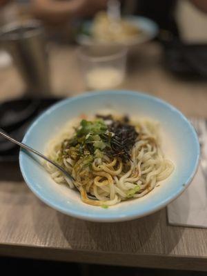 Scallion oil noodles