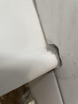 Avoid using this contractor sloppy work missing grout