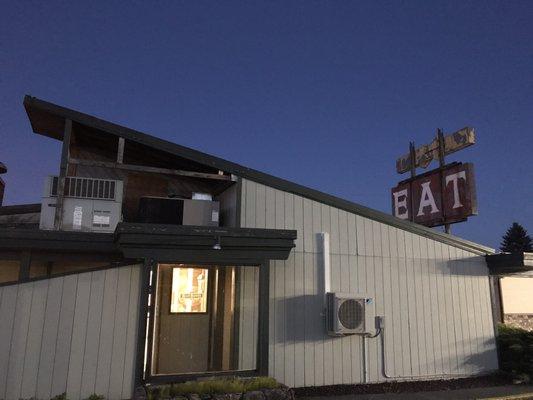 Back view of diner.