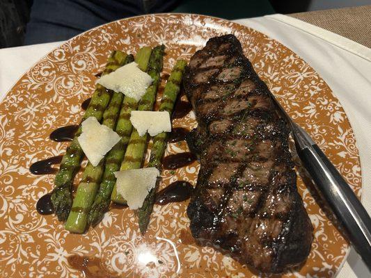 New York Steak, medium well with selected side of Asparagus. Can't go wrong traditional choice.