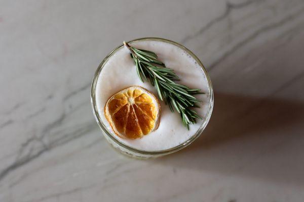 Flower Power
Chamomile Infused Gin, Lemon Juice, Elderflower Liqueur, Honey Simple, Egg White