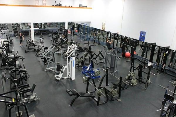 3200 Square foot weight room