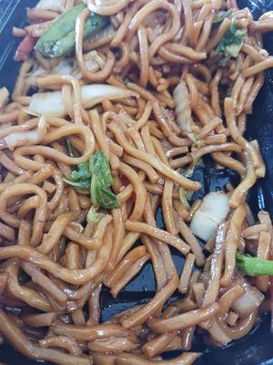 Vegetable lo mein