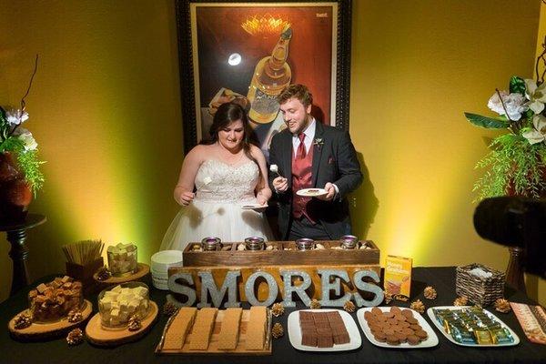 Perfect space for S'mores set up or a gift and favor table