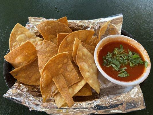 Chips and salsa