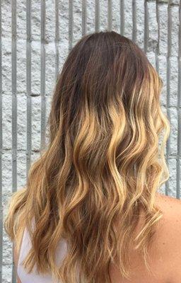 Blonde balayage