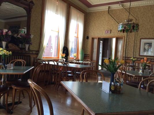 Interior of restaurant, late Tuesday afternoon