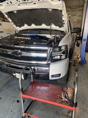 2009 Chevy Silverado hybrid LS engine install and truck lift