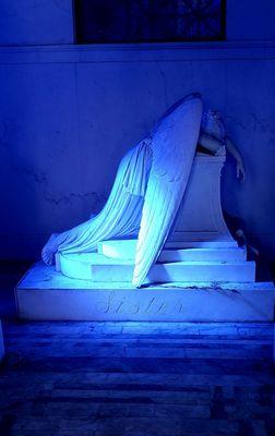 Weeping Angel statue in Chapman Hyams tomb