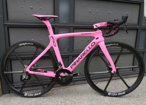 We dig pink and Italians. Nuf said.