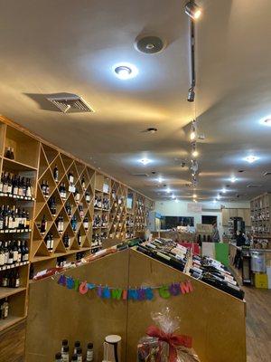 Astoria Wine & Spirits