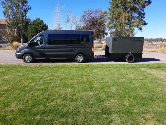 14 passenger executive van with optional luggage trailer