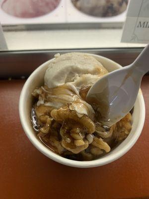 Butter pecan with walnut