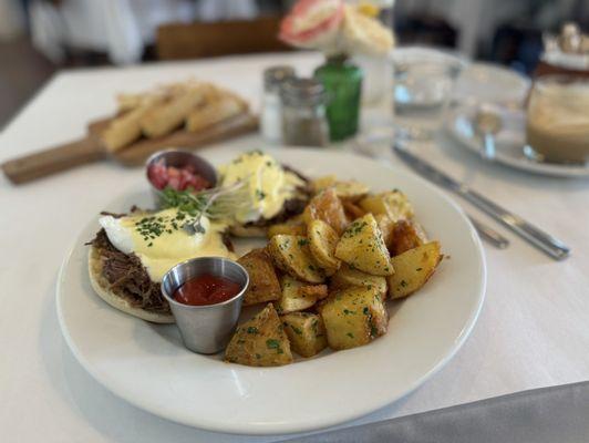 Short rib Benedict, seasonal danish & excellent espresso!