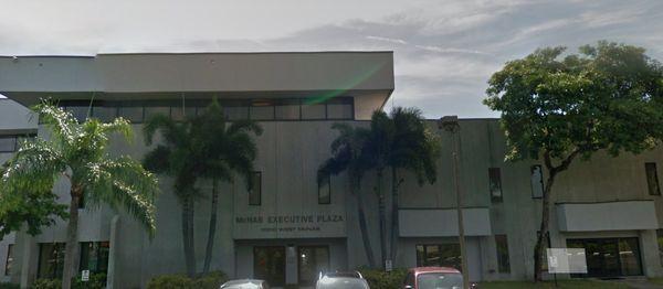 Entrance of the office building of Melvin K. Silverman and Associates LLC. Located in South Florida, Pompano Beach and Fort Lauderdale.