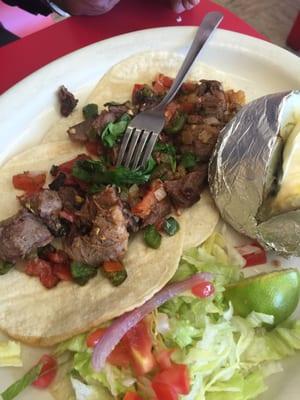 Tacos de Lengua a la Mexicana delicious!!!!! La Mejor Lengua !!