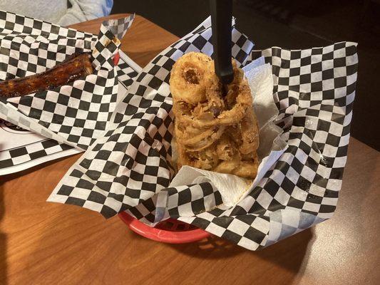 Half loaf onion rings