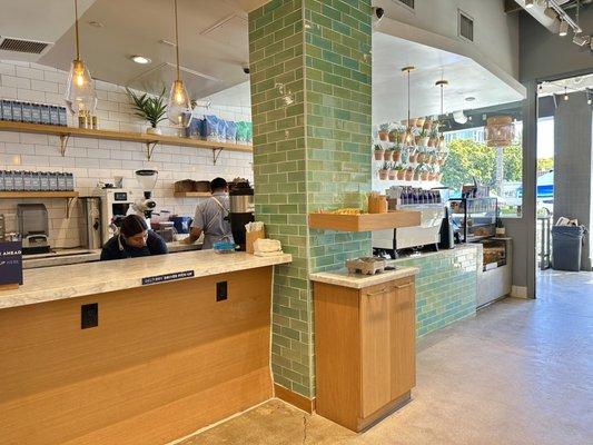 Bluestone Lane Santa Monica Coffee Shop