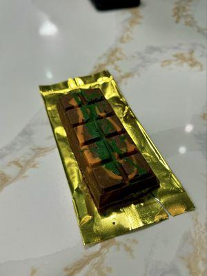 Viral pistachio chocolate bar