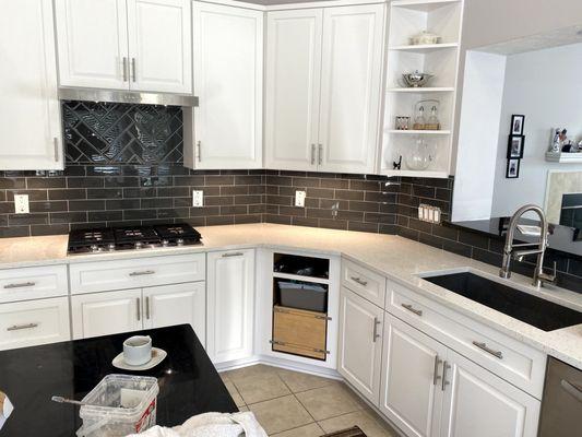 Kitchen backsplash