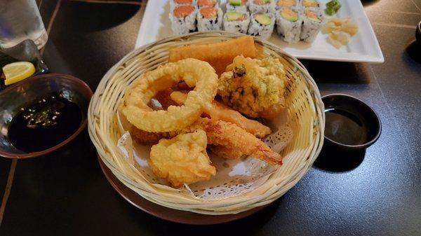 Tempura appetizer shrimp and vegetables